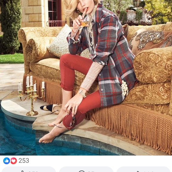 Cabi Medium Tavern Flannel Jacket, excellent condition - Picture 2 of 5